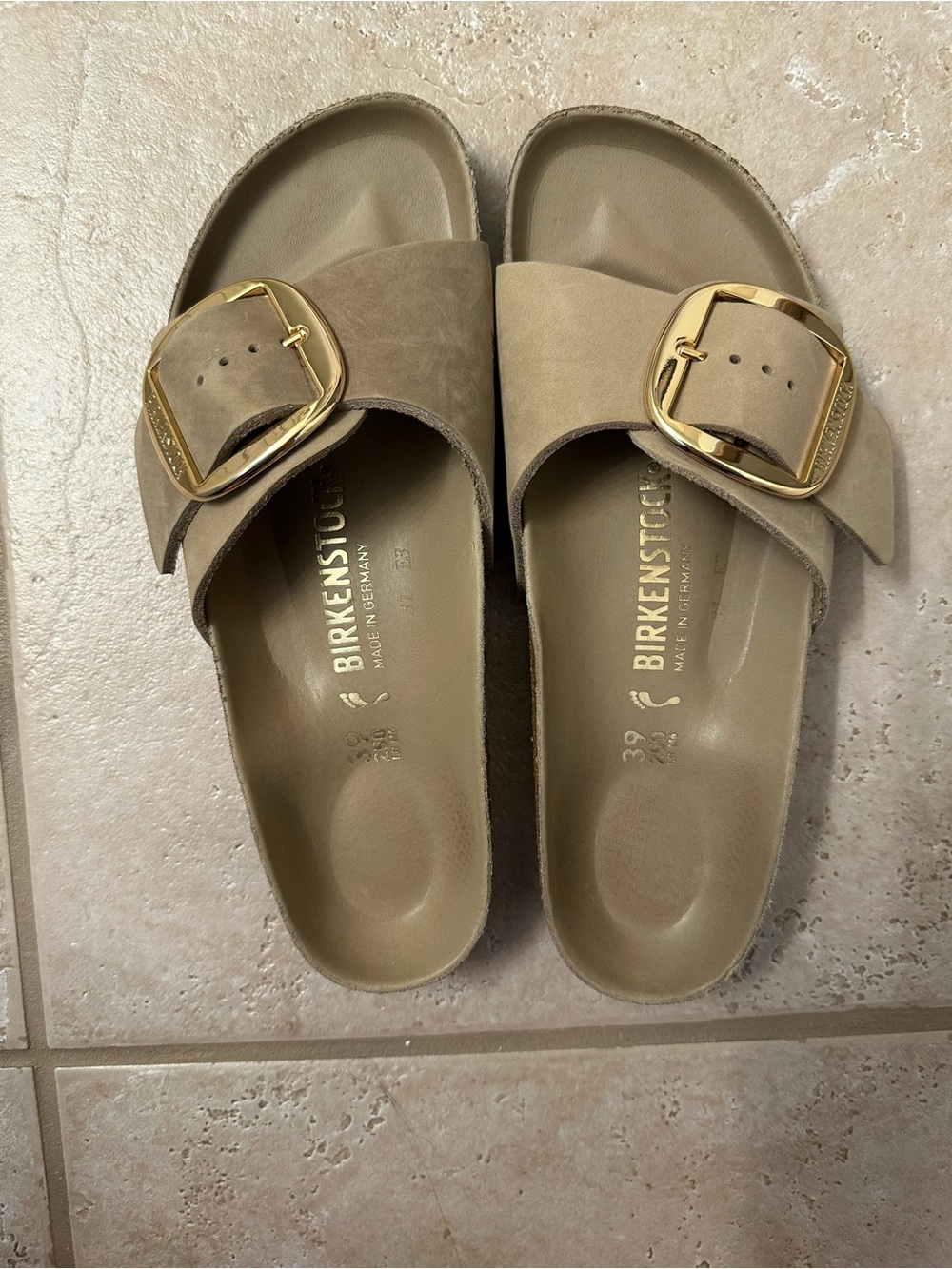 Like new Birkenstock Madrid Big Buckle - size 8 - tobacco brown color